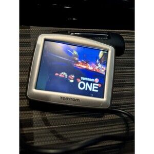 TOMTOM XL GPS Navigation Device N14644 Car Charger Cord Case Bundle Works